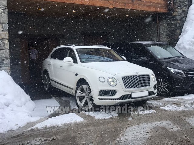 Трансфер из Лацизе в Мюнхен на автомобиле Bentley Bentayga 6.0 litre twin turbo TSI W12