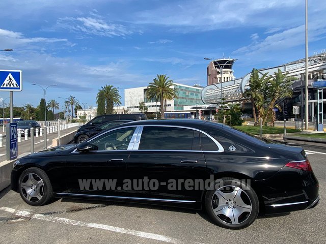 Rental Maybach S 580 L 4Matic V8 in Naples airport