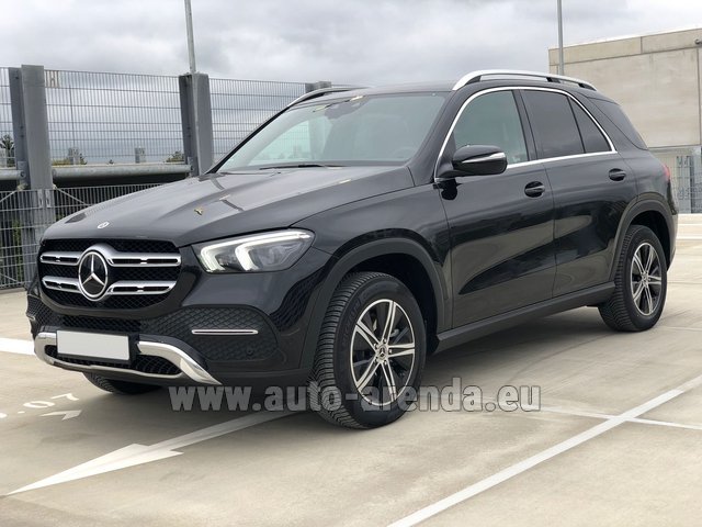 Rental Mercedes-Benz GLE 300d 4MATIC AMG Equipment in Naples airport