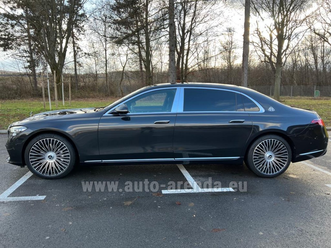 Аренда Maybach S580 4Matic Lang (5 мест) в аэропорту Милан-Мальпенса | Авто- Аренда