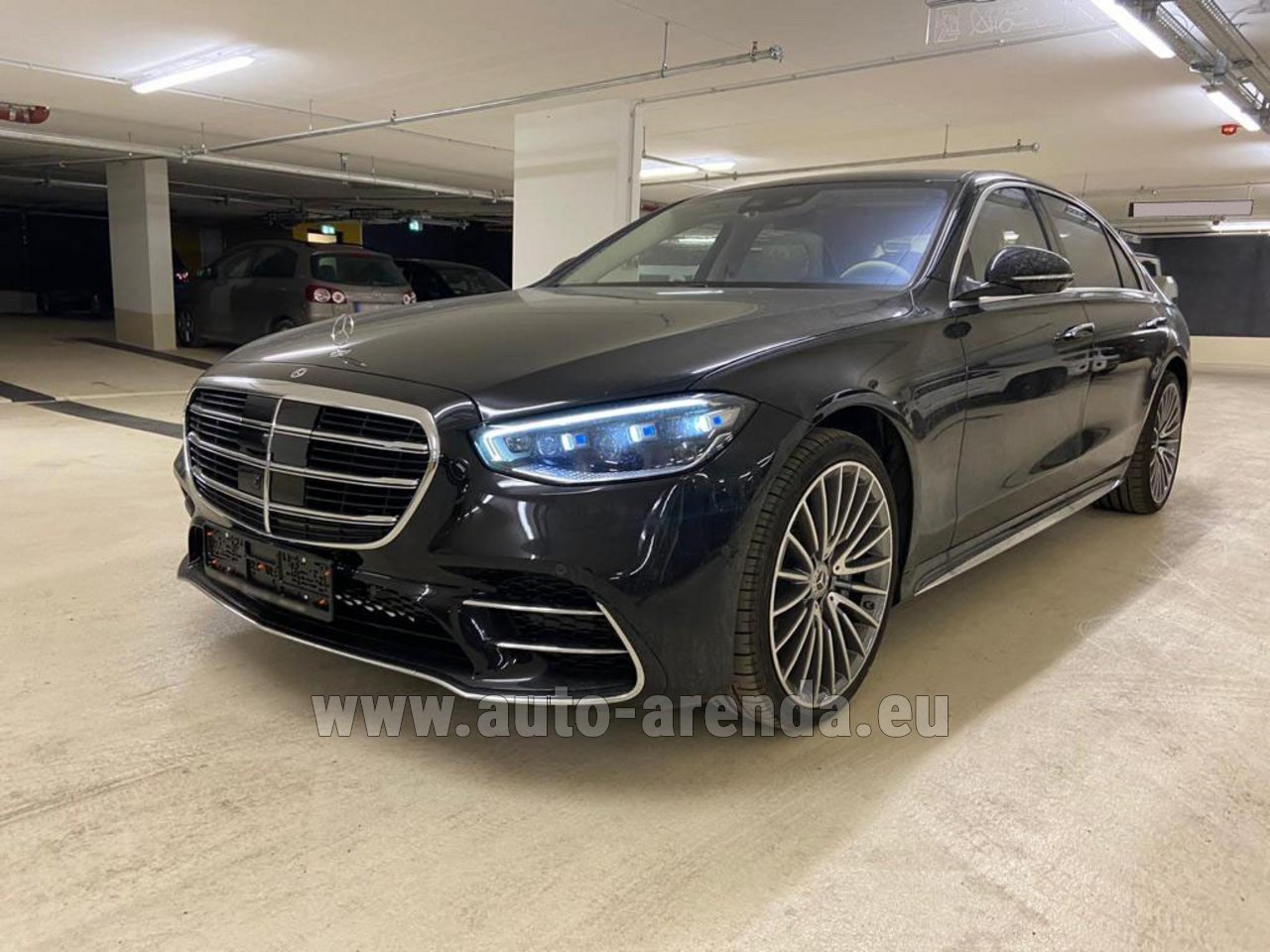 Rent The Mercedes-Benz S 500 4Matic Sedan Long Car In Naples