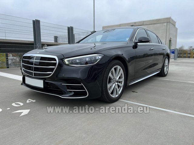 Rental Mercedes-Benz S-Class S400 Long 4Matic Diesel AMG equipment in Tuscany