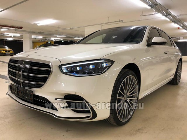 Rental Mercedes-Benz S-Class S500 Long 4Matic AMG equipment in Naples airport