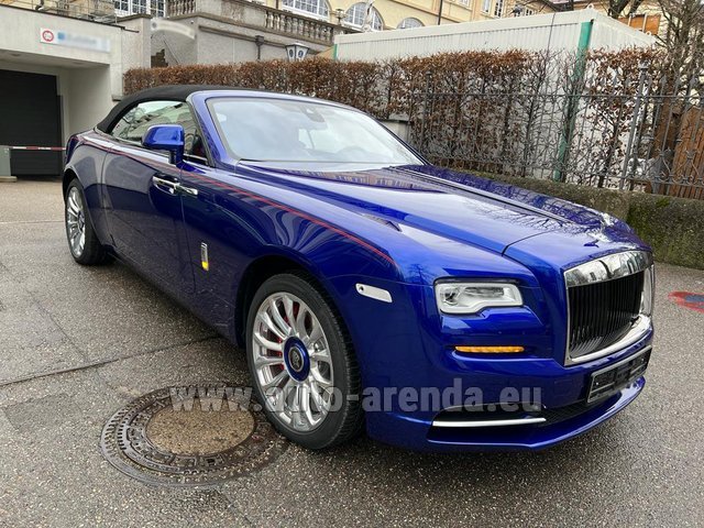 Rental Rolls-Royce Dawn (blue) in Naples airport