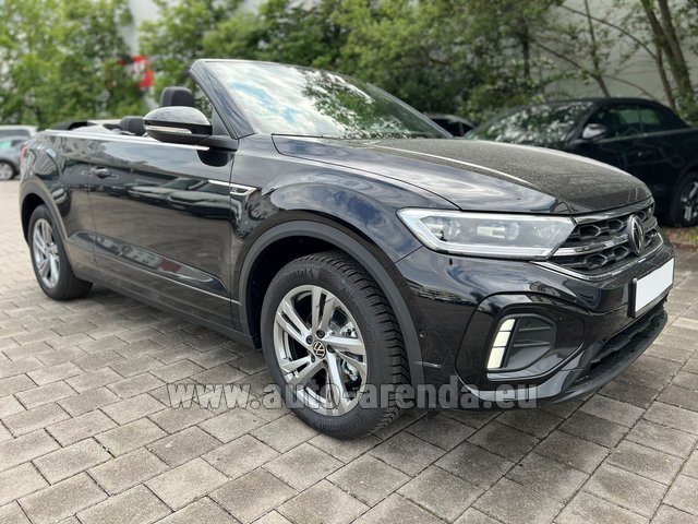 Прокат Фольксваген T-Roc Кабриолет R-Line 1.5 TSI, 2025 год, 4 места, чёрный, 150 л.с. в Неаполе