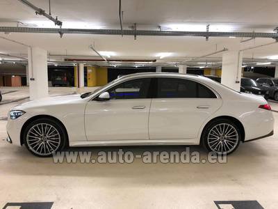 Mercedes S500 Long 4MATIC AMG equipment car for transfers from airports and cities in Germany and Europe.